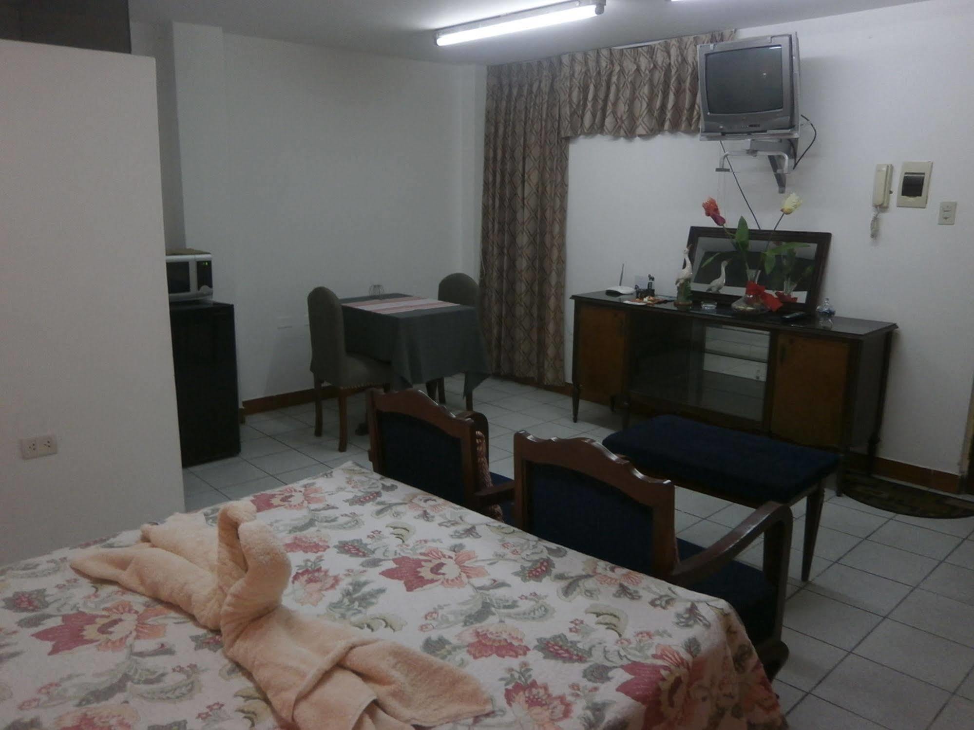 Strenua Santa Maria Suites トルヒーリョ エクステリア 写真