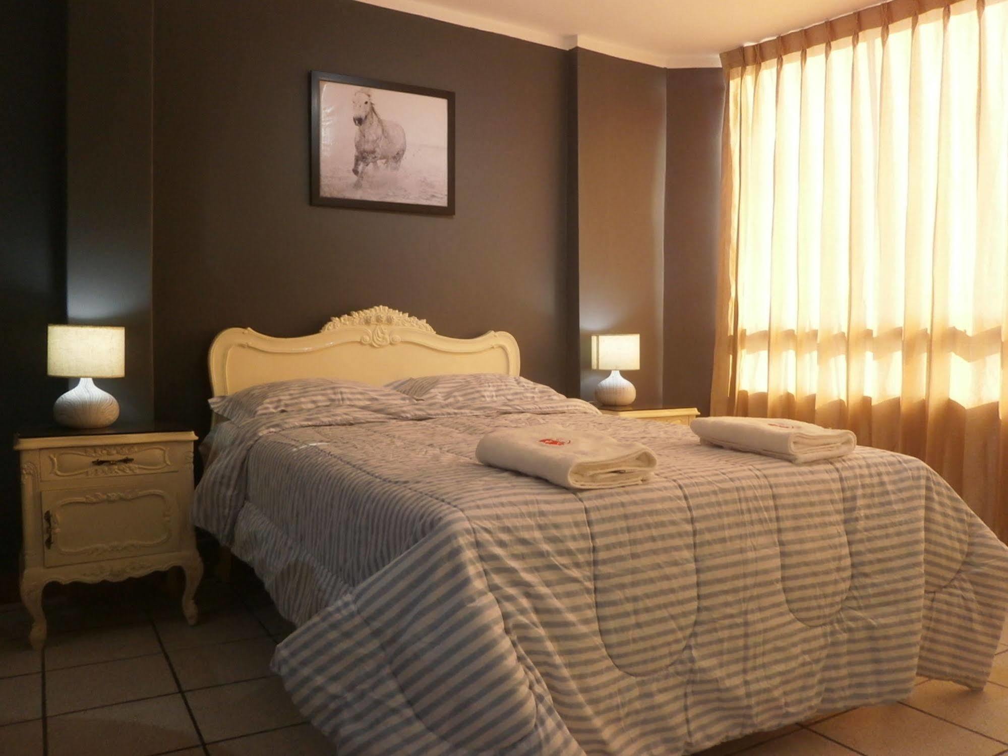 Strenua Santa Maria Suites トルヒーリョ エクステリア 写真